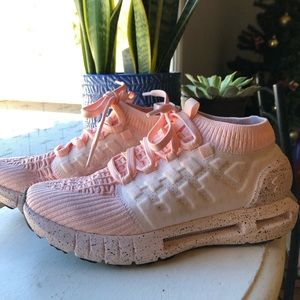 {Under Armour} Hovr training shoes